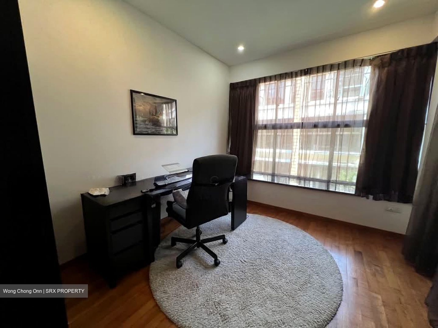 Holland Link (D10), Terrace #562523921